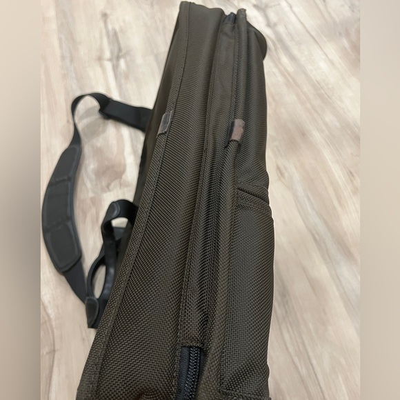 Tumi Alpha Expandable Organizer Laptop Briefcase Messenger Bag - Picture 4 of 13